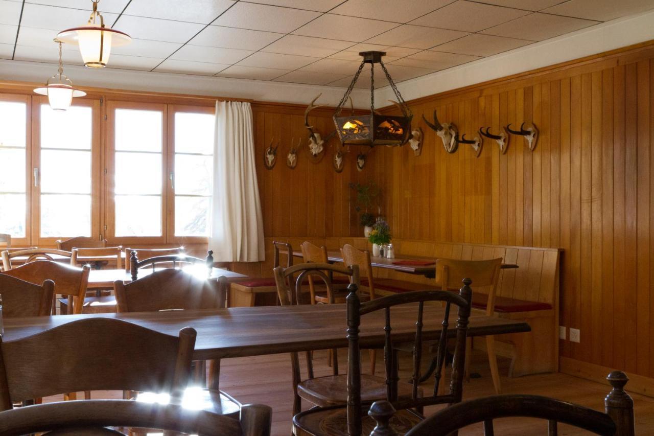 Gasthaus Spinas Bever Exterior foto